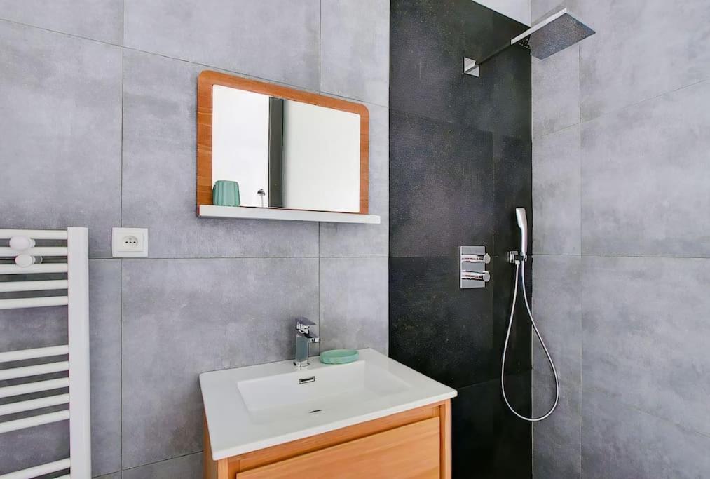 Unforgettable Stay In The Heart Of Paris Exteriör bild